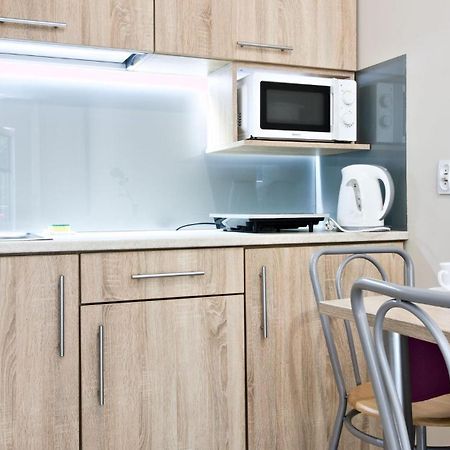 Lc Pokoje & Apartamenty ポビエロボ エクステリア 写真