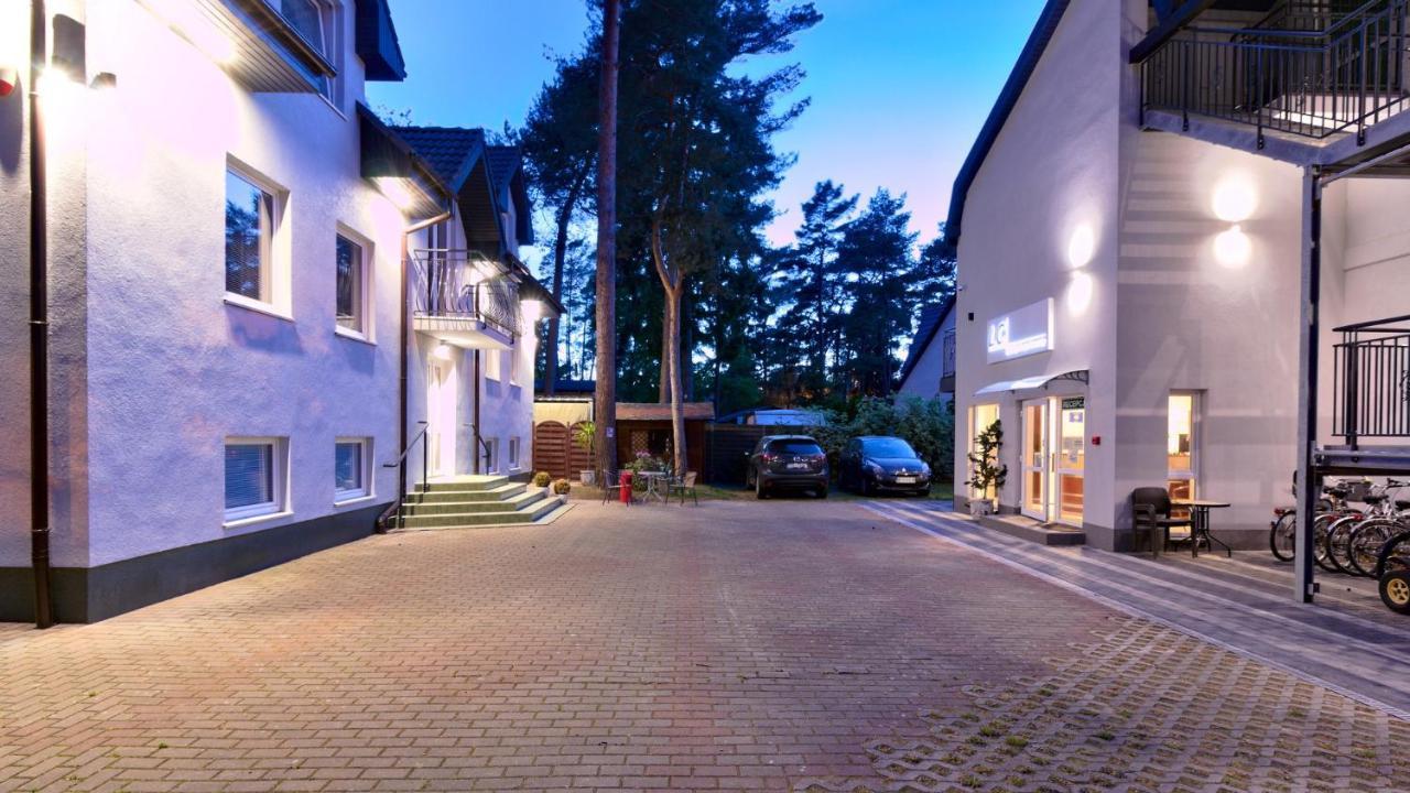 Lc Pokoje & Apartamenty ポビエロボ エクステリア 写真